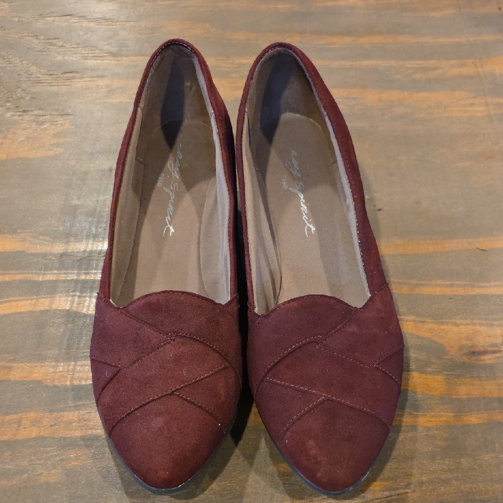 Easy Spirit Maroon Women's Flats